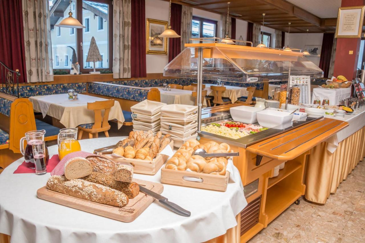 Hotel Platzwirt 劳里斯 外观 照片