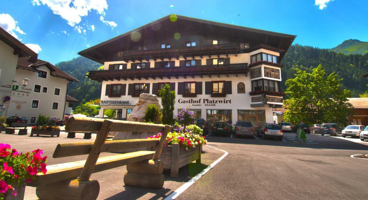 Hotel Platzwirt 劳里斯 外观 照片